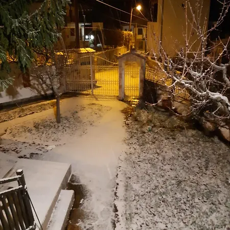 Pavliani Country House *